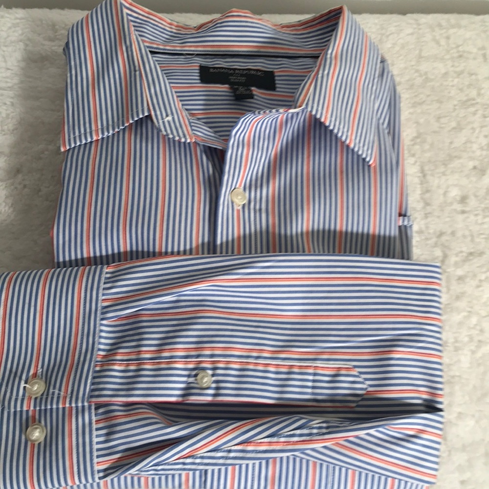 Banana Republic Button Up